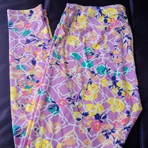 NWOT TC LuLaRoe Leggings